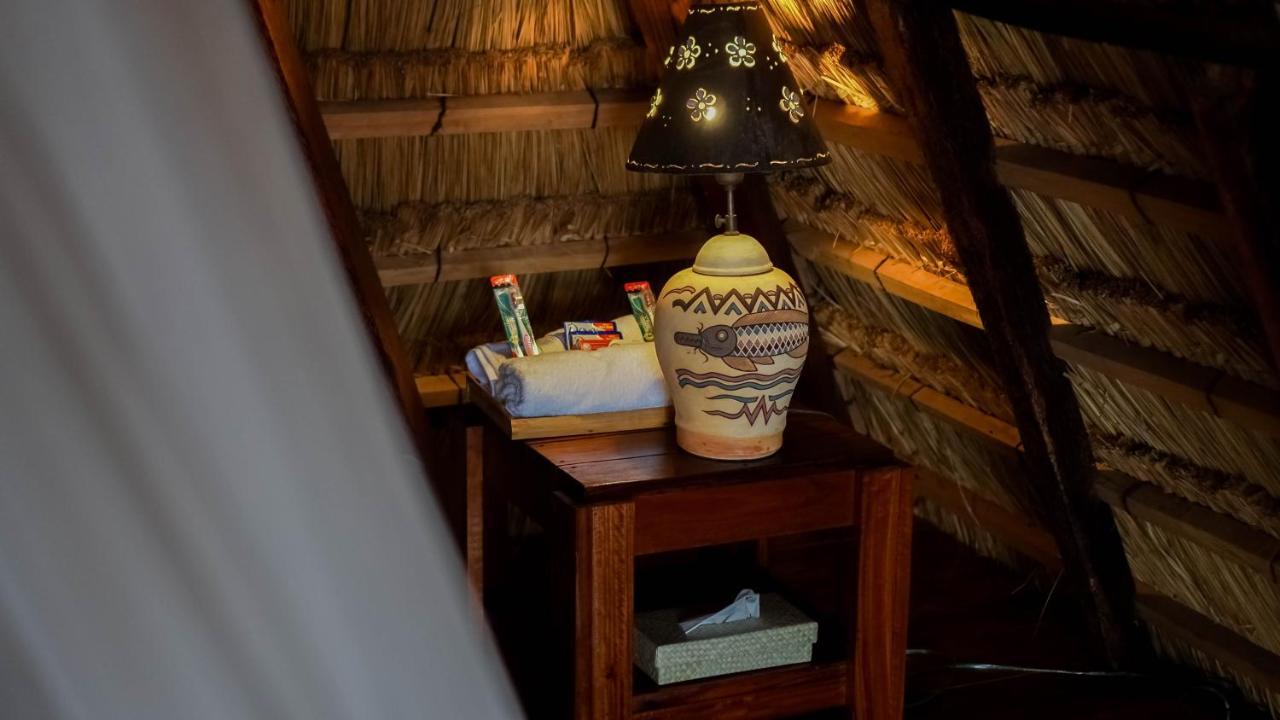 Costa Beach Resort & Club Waingapu Eksteriør billede
