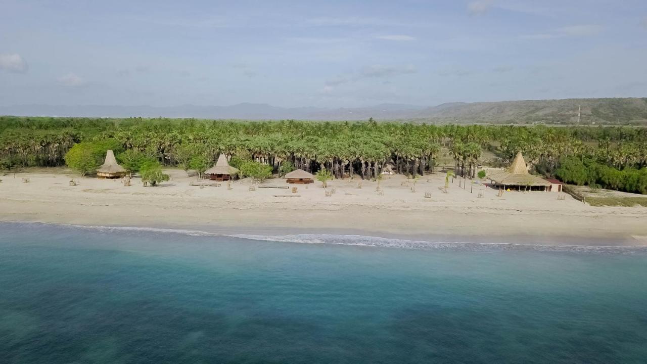 Costa Beach Resort & Club Waingapu Eksteriør billede