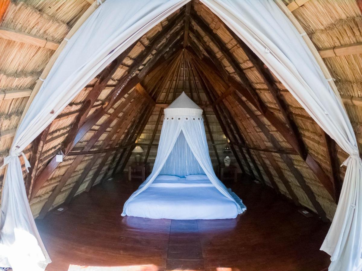 Costa Beach Resort & Club Waingapu Eksteriør billede